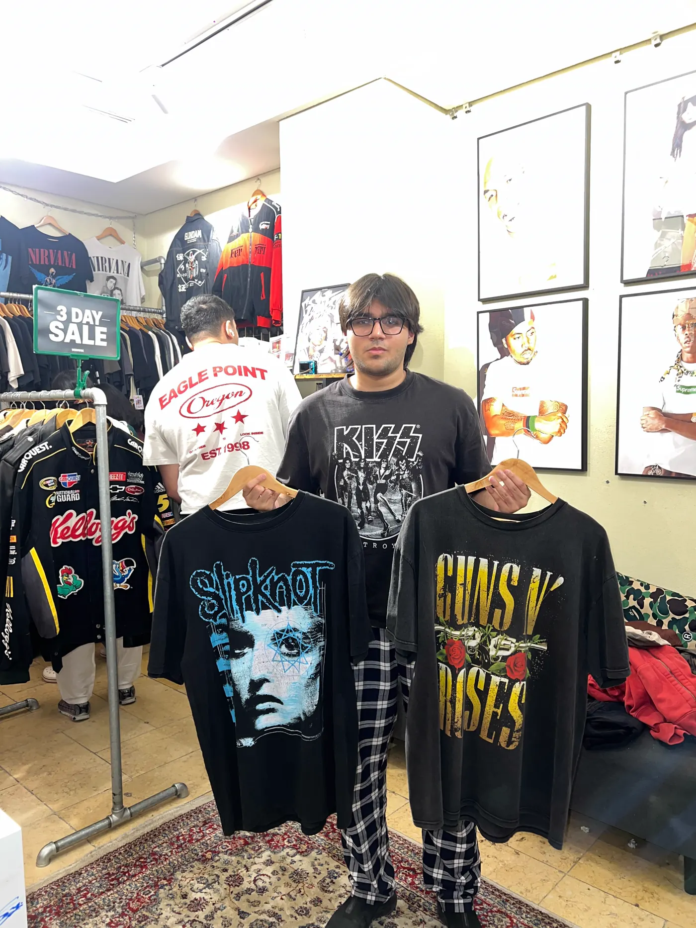 WORNWIDE buyer 2-9